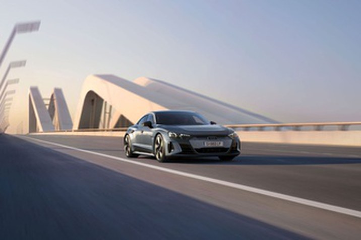 e-tron-gt
